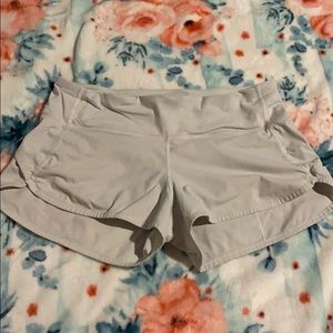 White lululemon shorts